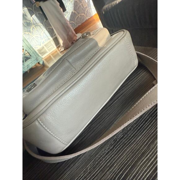 AGUSTINO Grey Double Buckle Tri-Compartment Crossbody - Picture 3 of 8